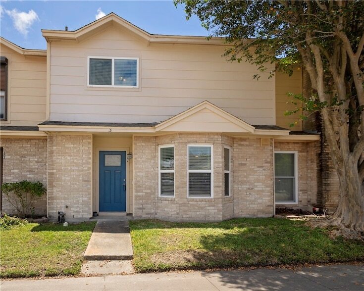 Foto principal - 7252 Mansions Dr