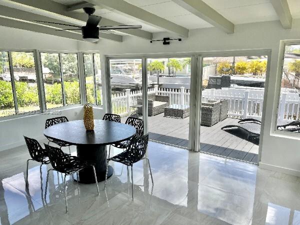 Foto del edificio - 2430 Key Largo Ln