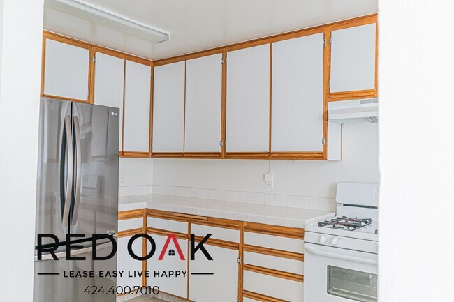 Foto del edificio - 5541 Fulcher Ave