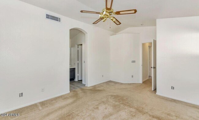Building Photo - 1280 W Sparrow Ct