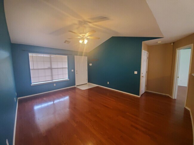 Foto del edificio - (3) Bed/(2) Bath NE Norman! Avail Early February!