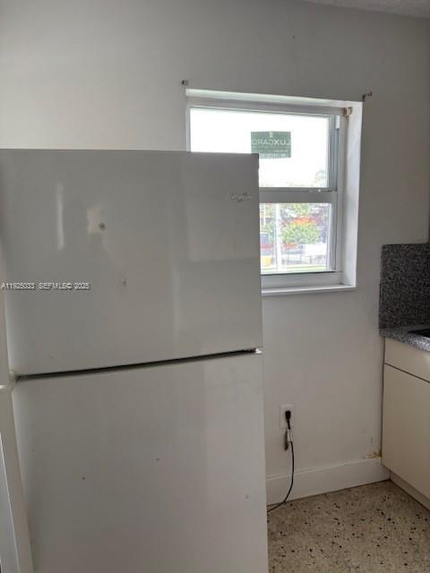 Foto del edificio - 828 SW 20th Ave