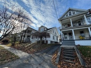Building Photo - 1036 Lancaster Ave