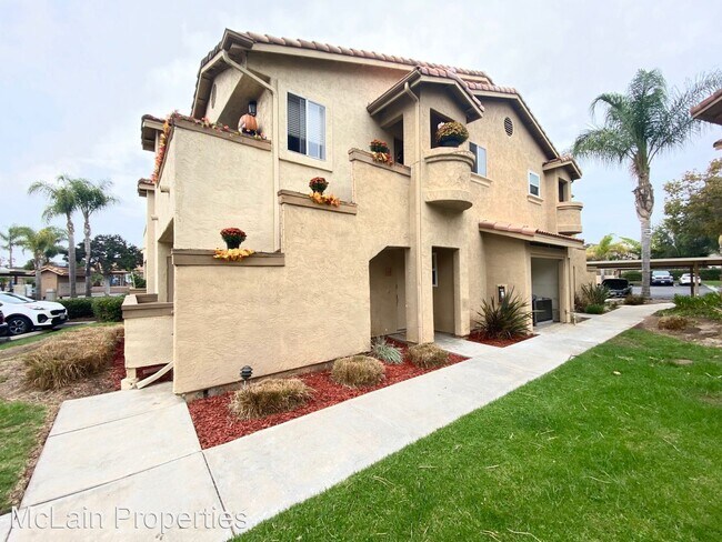 Foto del edificio - 220 Woodland Pkwy