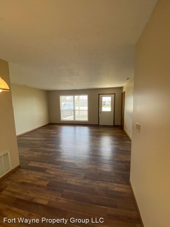 Foto del edificio - 2 br, 1 bath House - 715 W Main Street