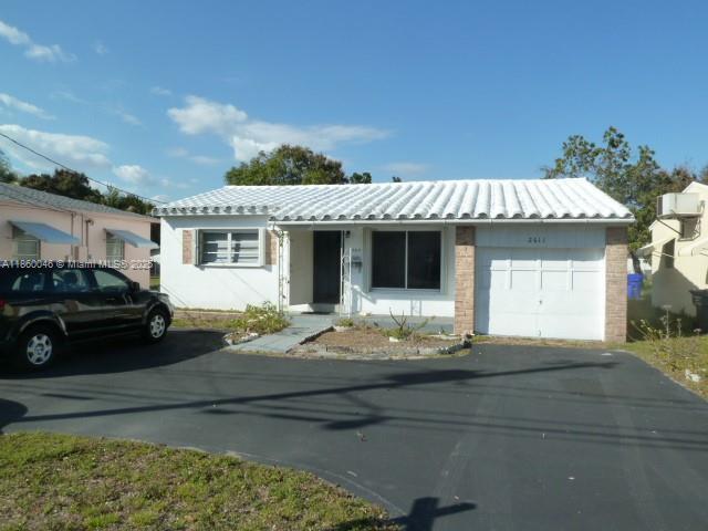 Primary Photo - 2611 Johnson St