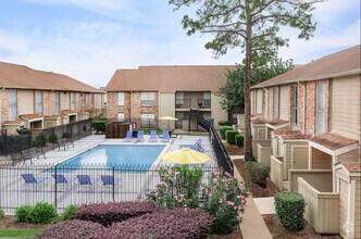 Building Photo - Summervale Apartments