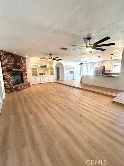 Building Photo - 70130 Cottonwood Dr