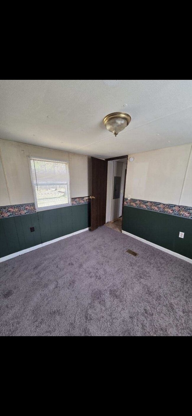 Foto del edificio - 71 Canine Ct