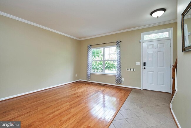 Building Photo - 42959 Cedar Springs Ct