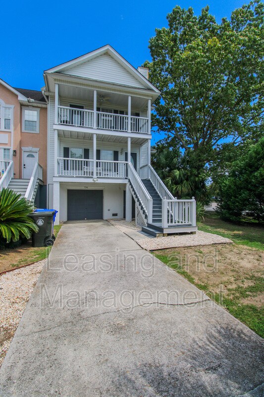 Building Photo - 796 Harbor Pl Dr