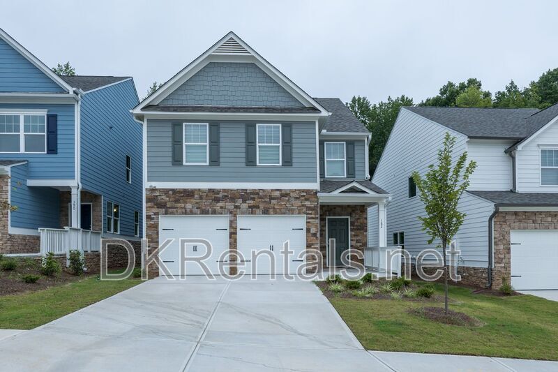 Photo - 182 Parkwood Drive