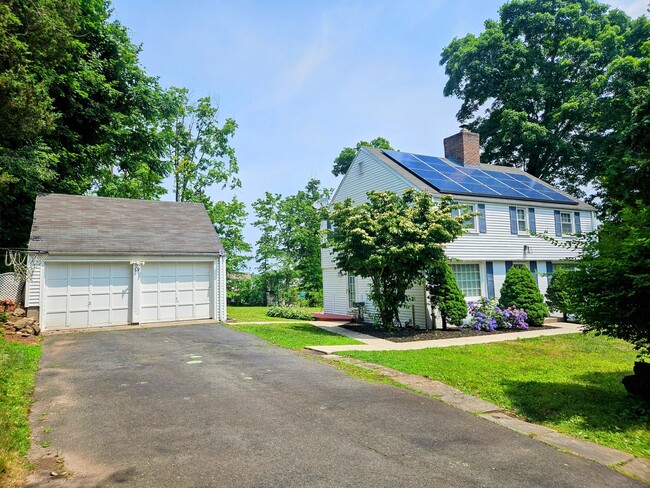 Building Photo - 69 S Mountain Dr