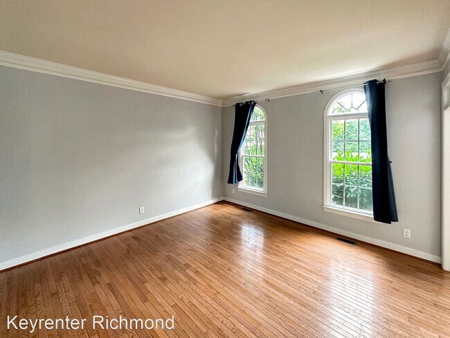Building Photo - 5 br, 4.5 bath House - 4908 Sadler Place C...