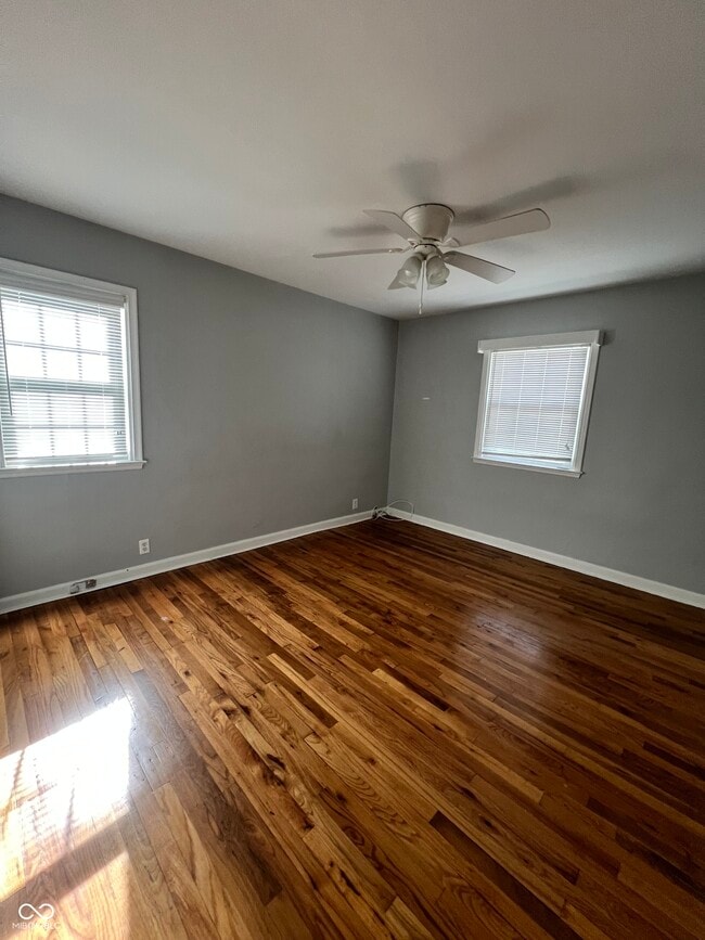 Foto del edificio - 4728 Boulevard Pl