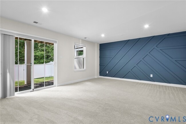 Building Photo - 341 Crofton Village Terrace