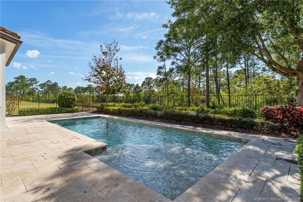 Primary Photo - 255 Calmo Cir