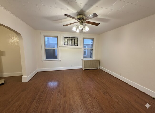 Foto del edificio - 1027 Farragut St