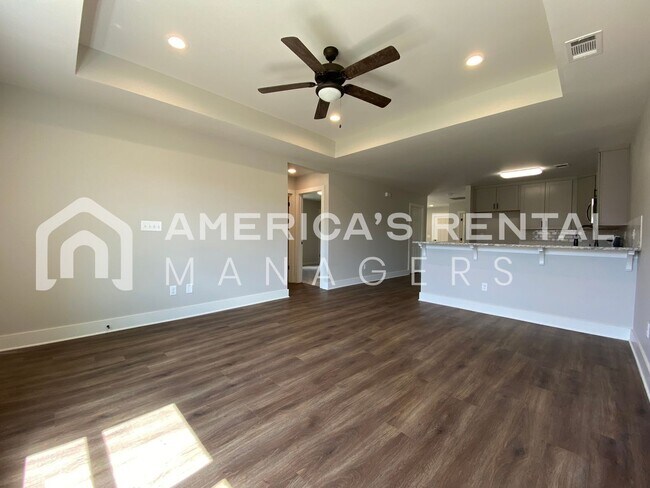 Building Photo - 6228 Burbank Crossing Loop