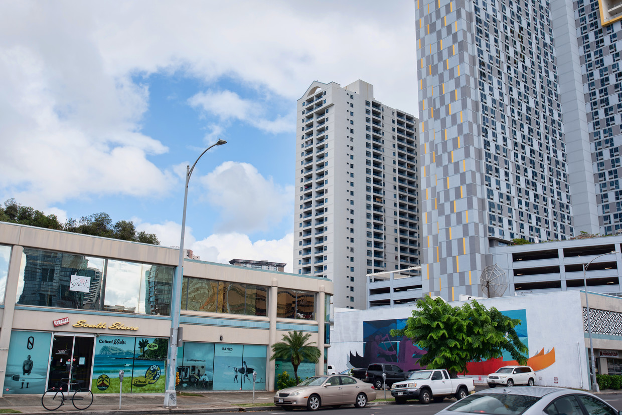 From Ward Avenue - Kauhale Kaka'ako