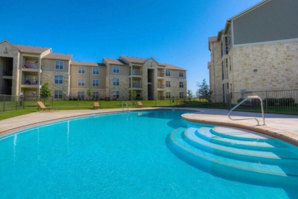 Foto del edificio - Oakland Hills Apartments