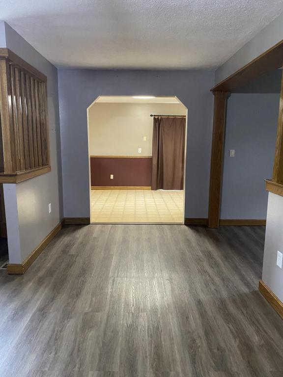 Building Photo - 10296 Newkirk Rd