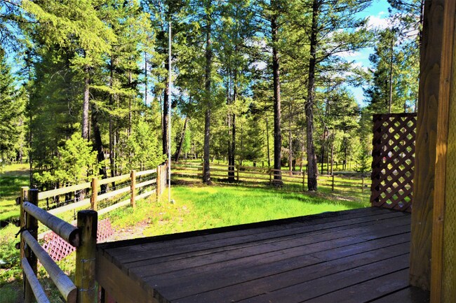 Foto del edificio - 217 Redwing Dr