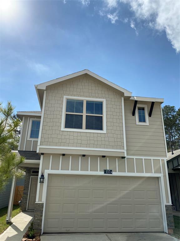 Foto principal - 137 Camelot St