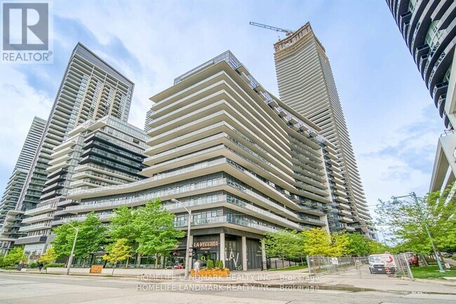 Building Photo - 39-PH39 Annie Craig Dr
