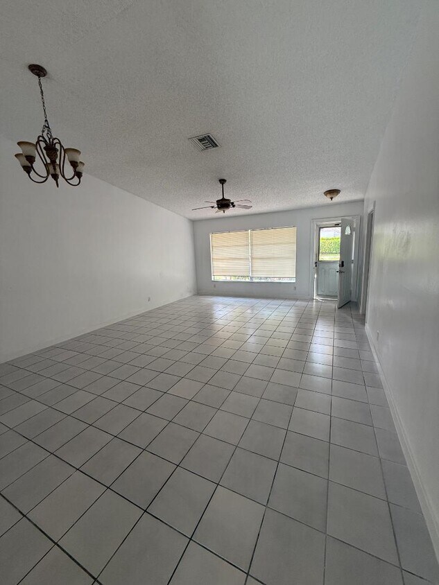 Primary Photo - 2731 NW 123rd Ave