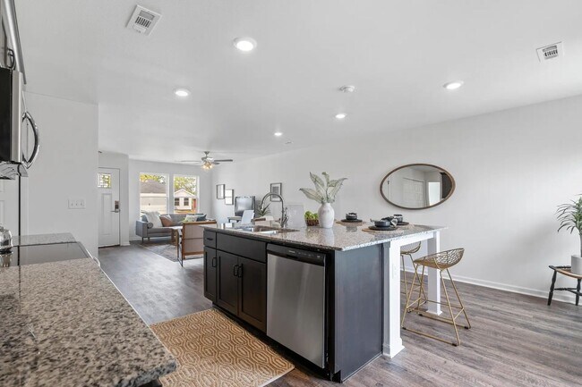 Foto del edificio - NEW CONSTRUCTION 3 BEDROOM HOME!