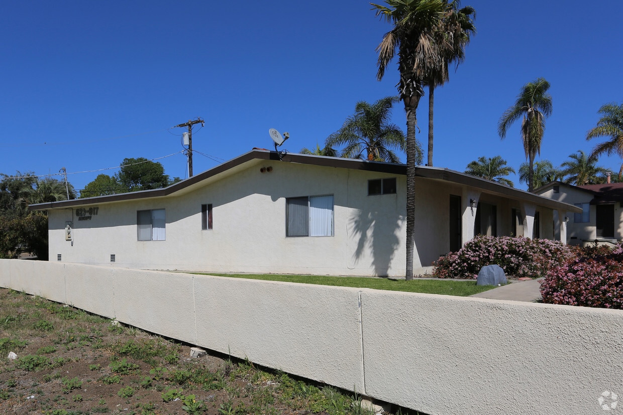Building Photo - 617-623 W California Ave