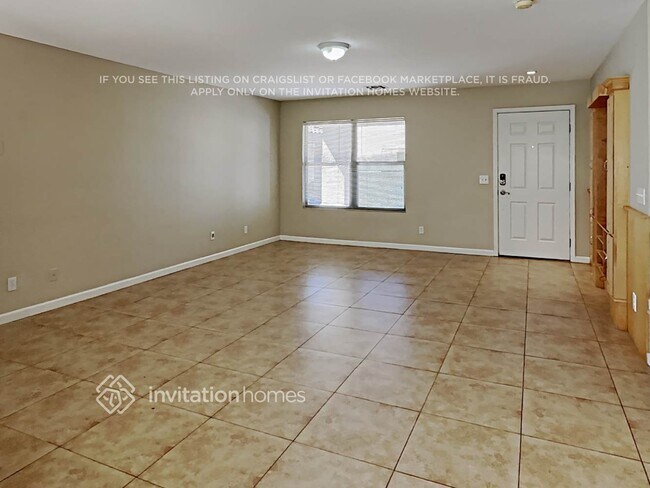 Foto del edificio - 1533 S Halsted Dr