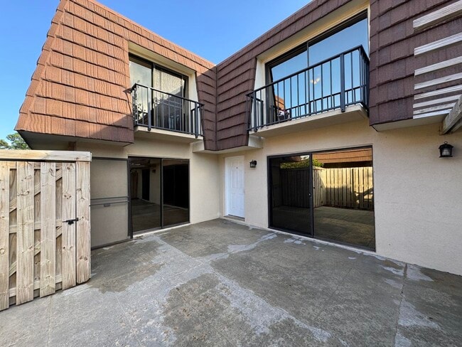 Foto del edificio - 1620 16th Ln