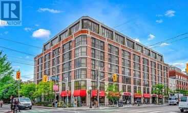 Building Photo - 308 Palmerston Ave