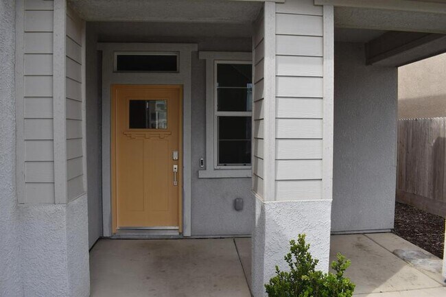Building Photo - 2455 Quesada Dr