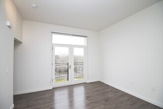 Living Room - Ice House Midtown