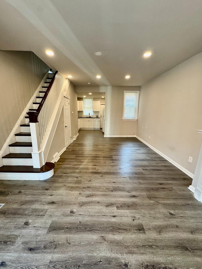 Building Photo - 4506 N Mole St