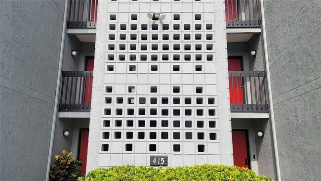 Foto del edificio - 415 NW 39th Rd