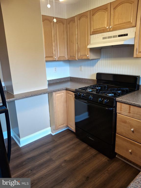 Building Photo - 4 Pacific Ave