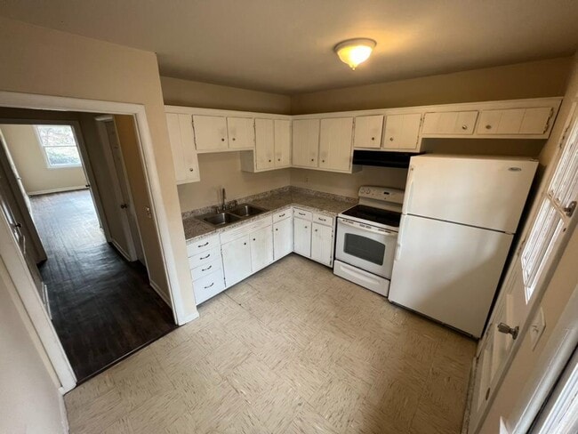 Photo - 146 Tusculum Rd Apartment