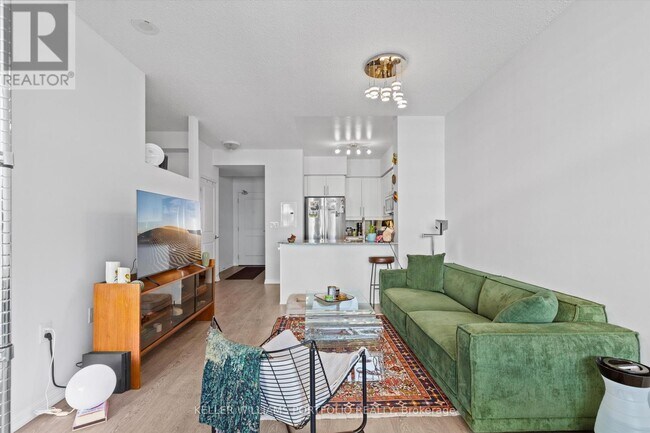 Photo du bâtiment - 125 Western Battery Rd