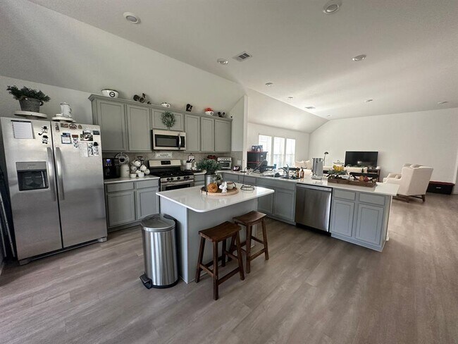 Building Photo - 25406 Rustic Sq Trce