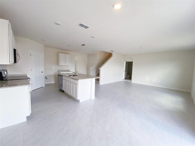 Building Photo - 2739 Sunkissed Dr