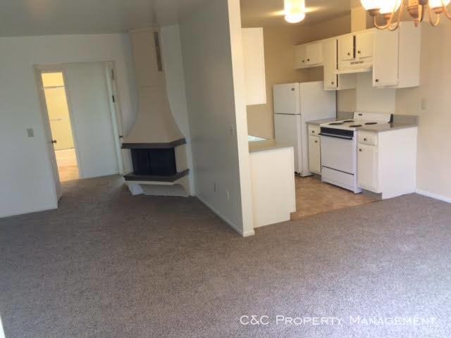 Building Photo - AVAILABLE NOW - Large Open Concept Apartment