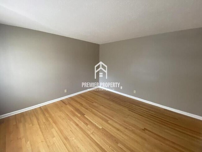 Building Photo - 8561 Cedar Cir W