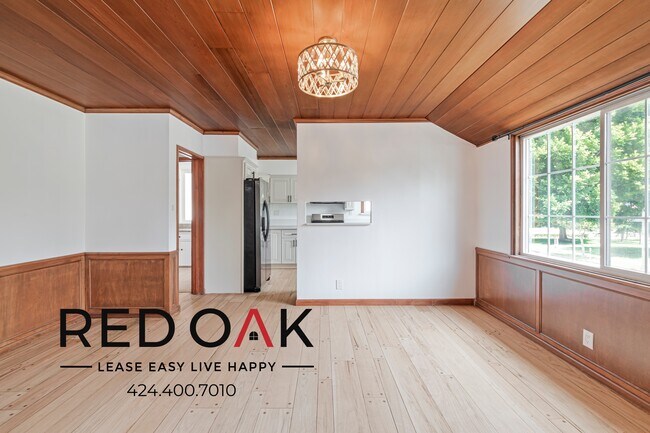 Foto del edificio - 360 S Linden Dr