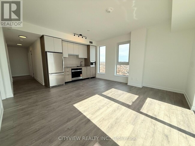 Building Photo - 1007 The Queensway