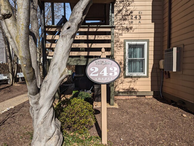 Foto del edificio - 243 Loudoun St SW