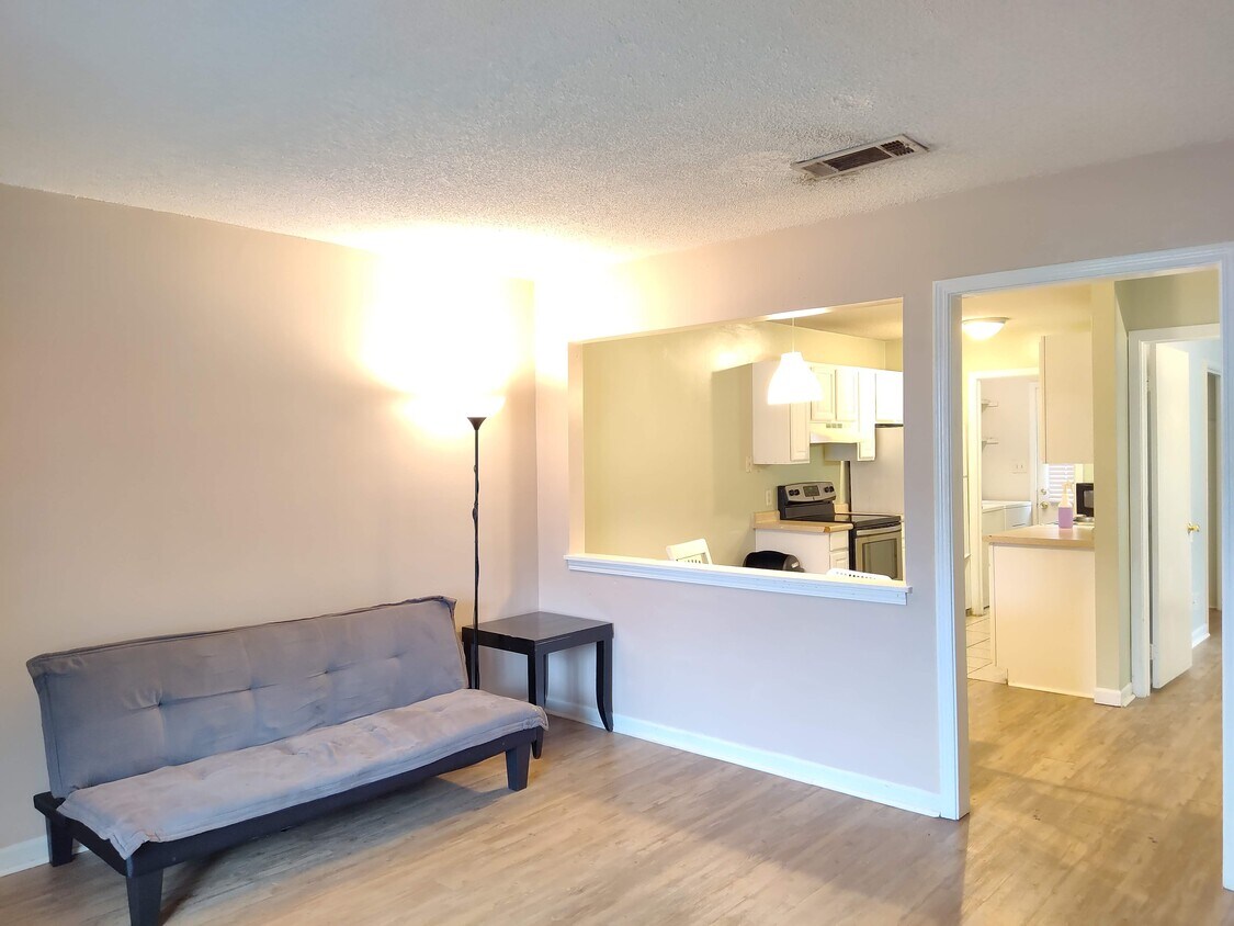 755 Burcale Rd Unit F1, Myrtle Beach, SC 29579 Condo for Rent in